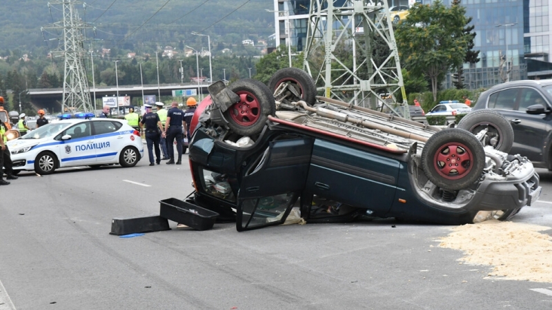 Човек пострада в катастрофа между джип и кола в Монтанско