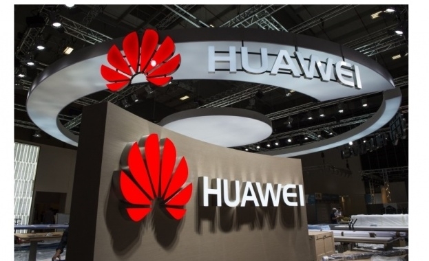 Китайският технологичен гигант Huawei ще раздаде в знак на благодарност