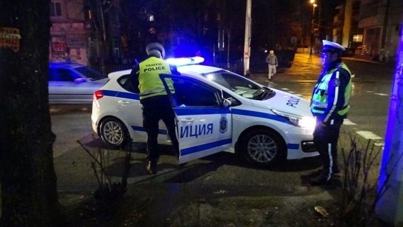 Хванаха надрусан мъж зад волана в Монтана, намериха наркотици и в дома му