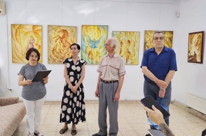 Изложба по повод 75-годишния юбилей на Димо Троянов беше открита в Монтана