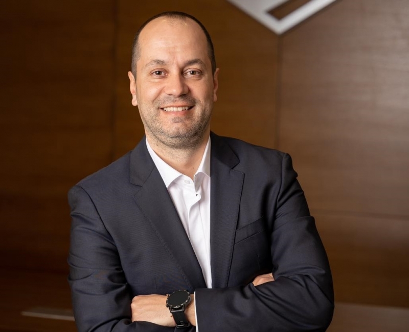 Кметът на Враца Калин Каменов зарадва здравни работници в детските