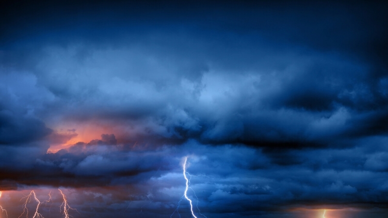 26 годишният мъж пострадал от мълния при разразилата се в сряда