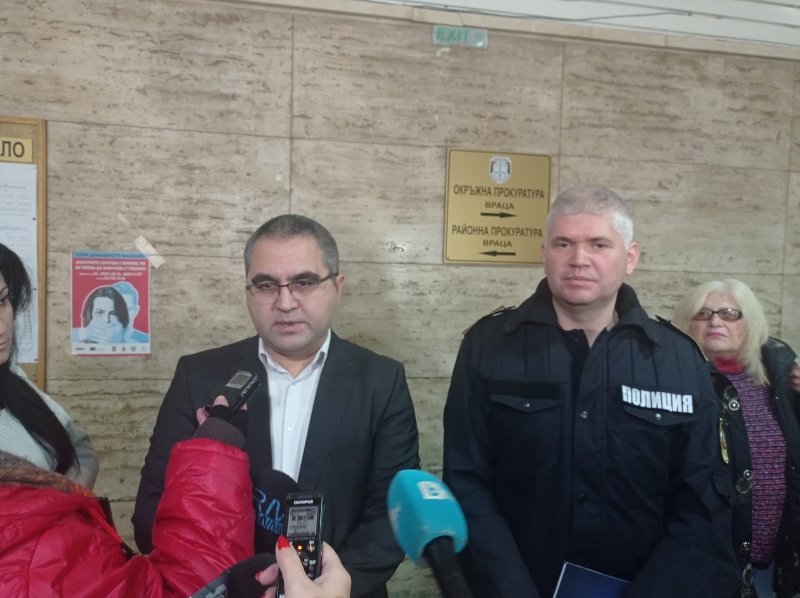 От полицията и прокуратурата във Враца излязоха с подробности за