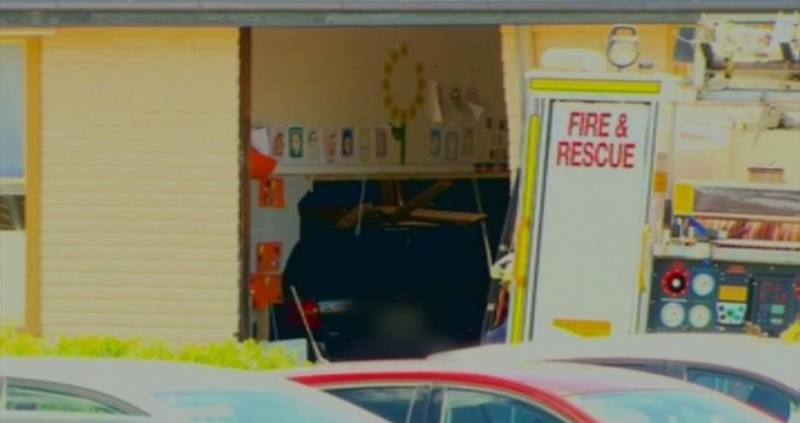 Две 8 годишни деца загинаха след като кола се вряза