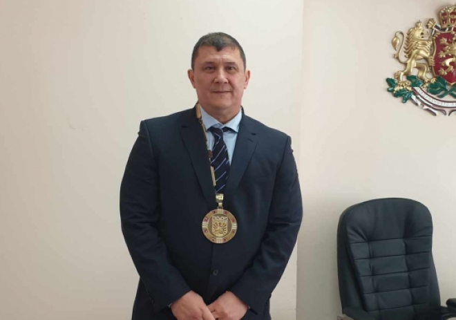 В навечерието на Бъдни вечер Кметът Иван Костовски отправи поздравителен