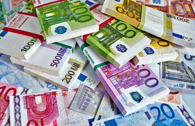 Европейски икономически експерти оценяват ситуацията с икономическата политика на континента