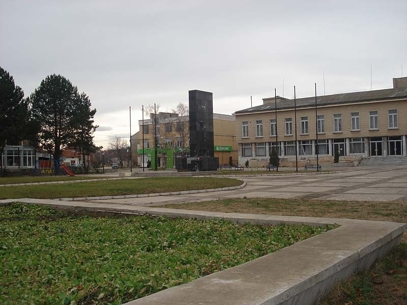 Хайредин посреща известна певица и самодейни състави от страната на традиционен събор