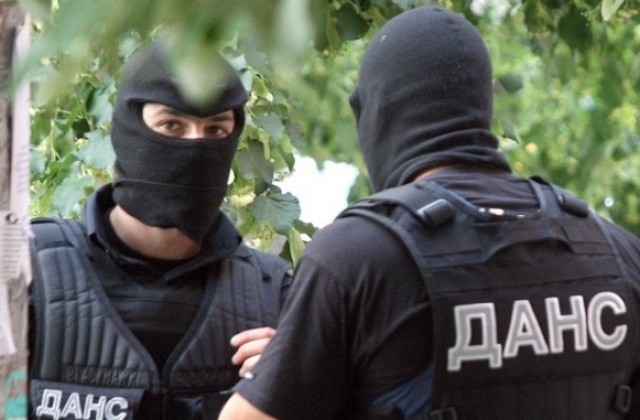 ДАНС провежда операция в Държавна агенция "Автомобилна администрация" в Пловдив,