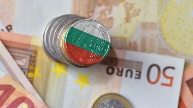 Икономиката на България се забави през 2023 г в синхрон