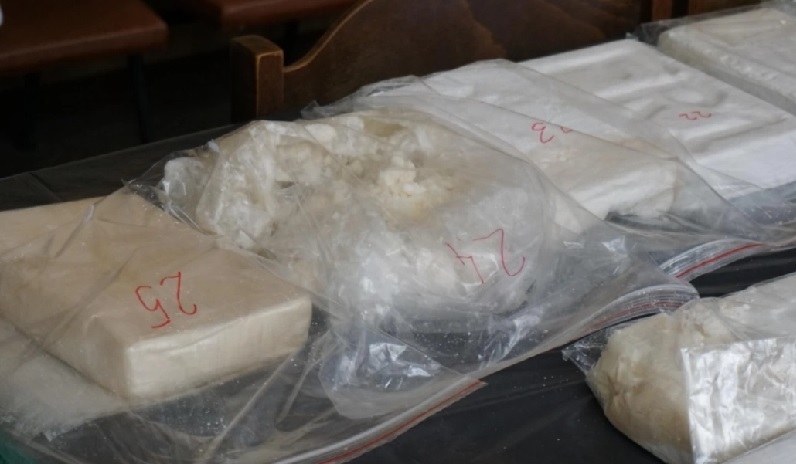 На пристанището в Ротердам заловиха кокаин на стойност 225 милиона