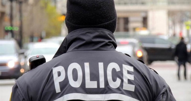 В САЩ 4 годишно момченце простреля в лицето бременната си майка