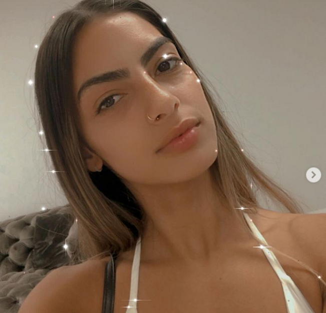 Атлетичната Ева Куила залага яко на тренировките в залата и