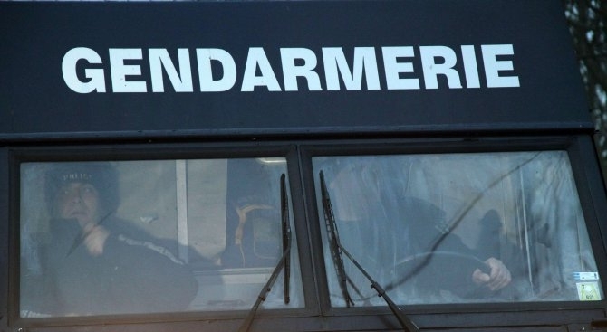 Жандармерия и полиция блокираха град Казанлък В града се провежда