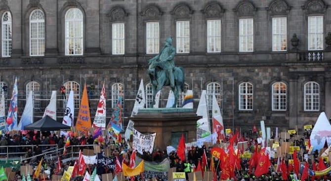 Принцеса Есмералда Белгийска е задържана при вчерашните прояви на гражданско