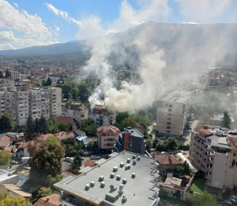 Пожар е възникнал в жилищна сграда в столичния квартал Бъкстон