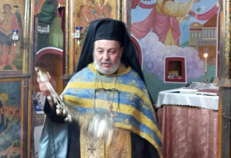 Игуменът на Добридолския манастир анатемоса полицаи от Лом и ги