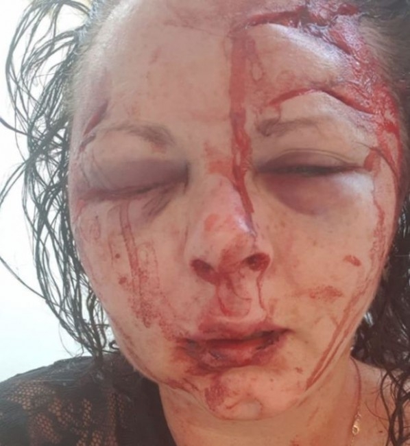 Млада жена отказа секс на англичанин в Мармарис и той