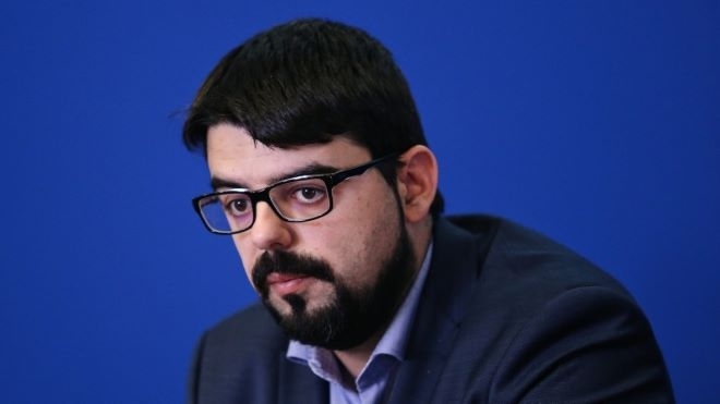 Мартин Владимиров: Особен управител на ''Лукойл България'' е единственият вариант