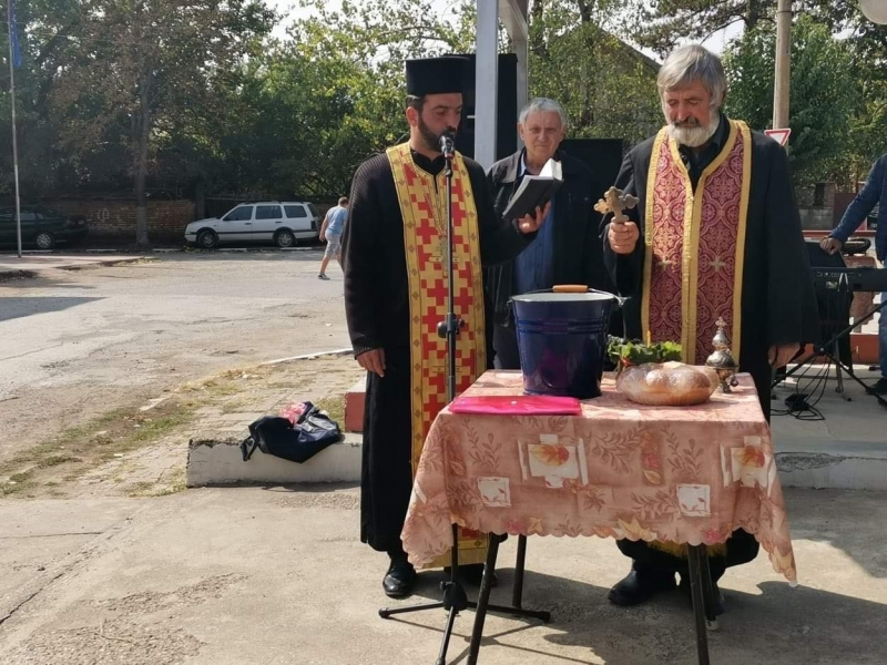 Жителите на село Голямо Пещене отбелязаха заедно 136 та годишнина от