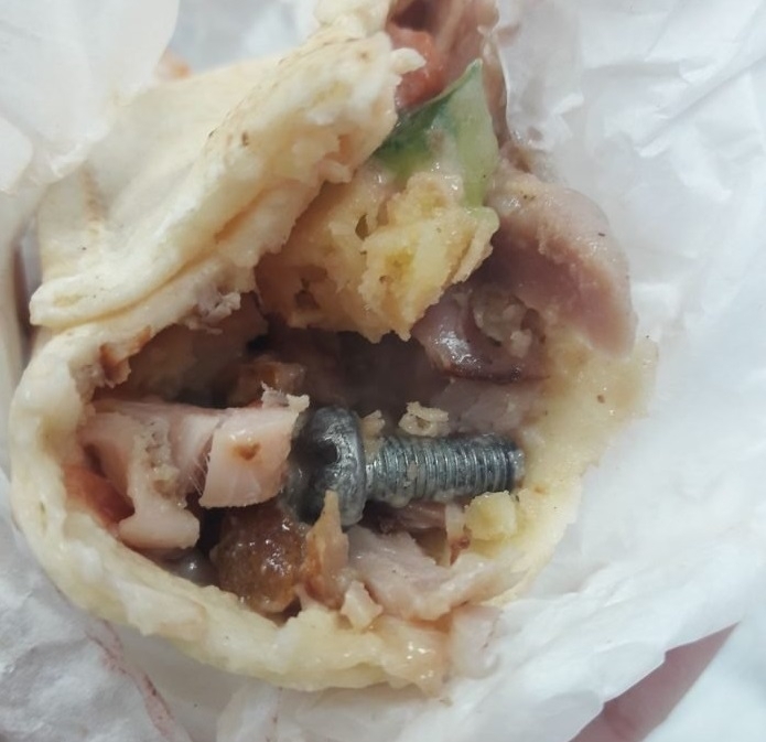 Момиче от Козлодуй днес си купило дюнер от заведение за