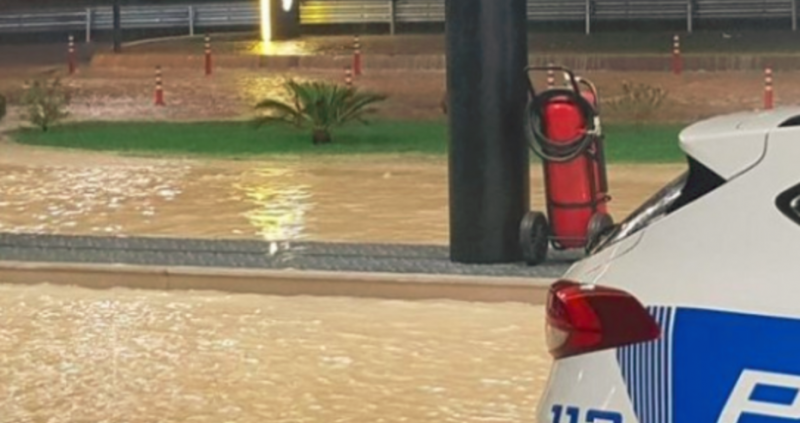 Албания се подготвя за тежки наводнения, след като проливните дъждове,