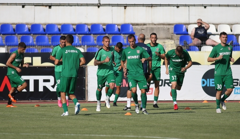 Ботев Враца загуби с 0 2 от Левски в мача от