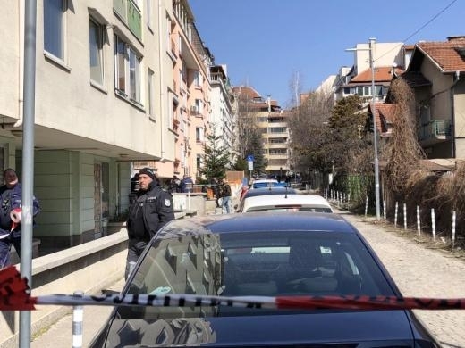 Бивш полицай е застреляният тази сутрин на улица в столичния квартал