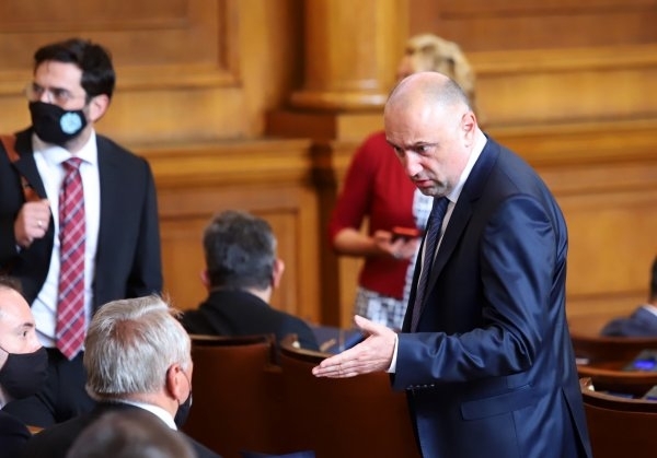 Свидетели сме на пореден политически фарс партията ИТН която