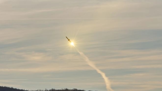 САЩ атакуваха Иран заради нападнат кораб в Ормузкия проток  Според