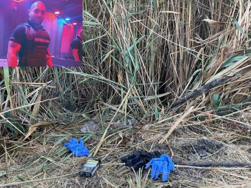 Четири чувала всеки от които с тегло 15 18 кг и