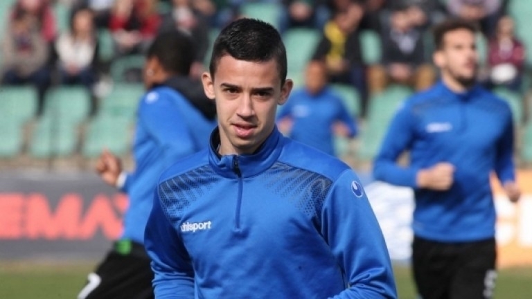 Ботев Враца привлече защитника на Арда Мартин Костадинов 24 годишният бранител