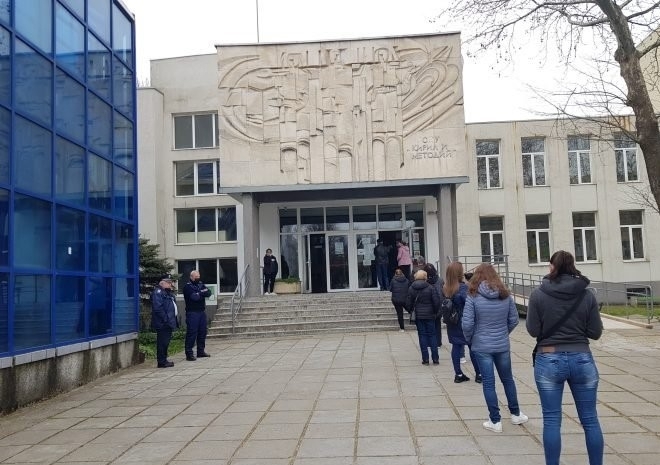 11 е избирателната активност към 10 часа в община Козлодуй