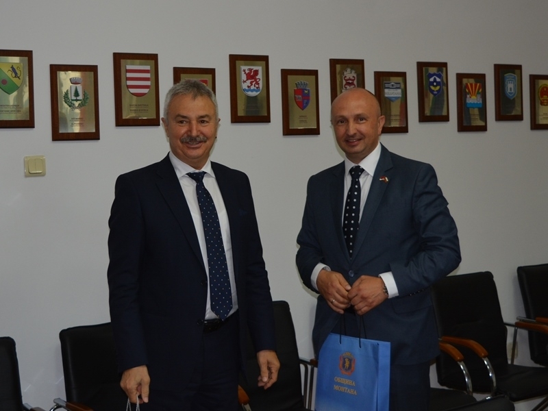 Посланикът на Сърбия Желко Йович заяви в Монтана че е