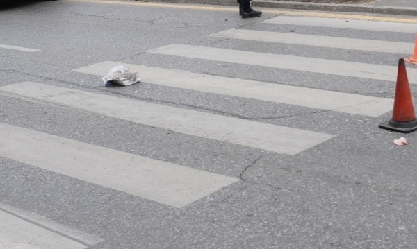 72 годишен пешеходец е в болница след като е бил блъснат