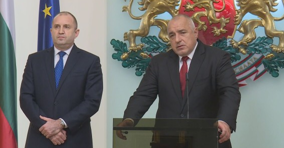 Всички които са на първа линия и работят с коронавируса