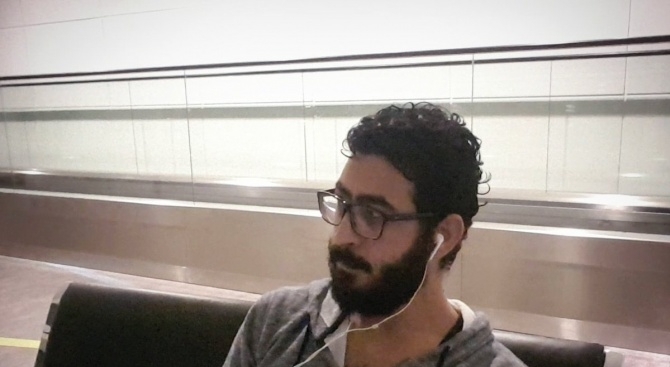 Сириец живя повече от шест месеца на летището в Куала