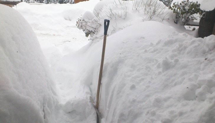 Млад мъж скочи от великотърновски хотел а на сащисания персонал