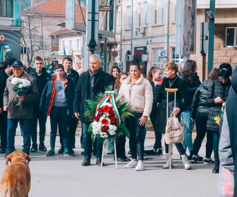 Монтана се поклони пред паметника на Дякона по случай 150 та