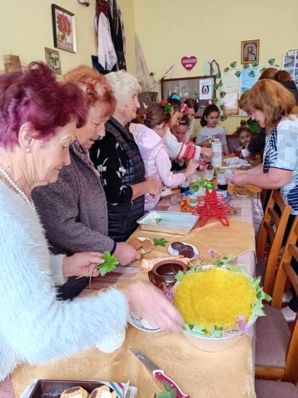 На Велики четвъртък по традиция се боядисват яйца Баби от