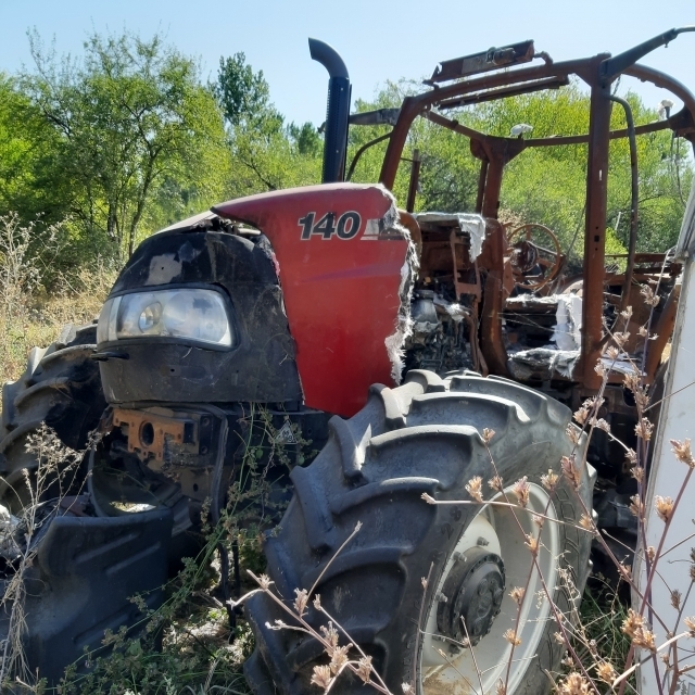 Частен съдебен изпълнител обяви на търг машините на земеделска фирма