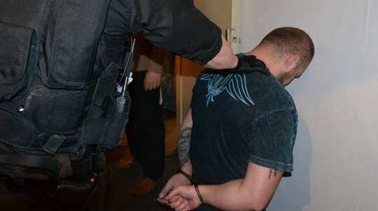 Униформени служители са намерили канабис в апартамент във Враца съобщиха