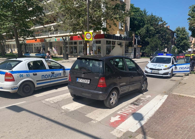 Младеж блъсна баба във Враца съобщиха от пресцентъра на МВР