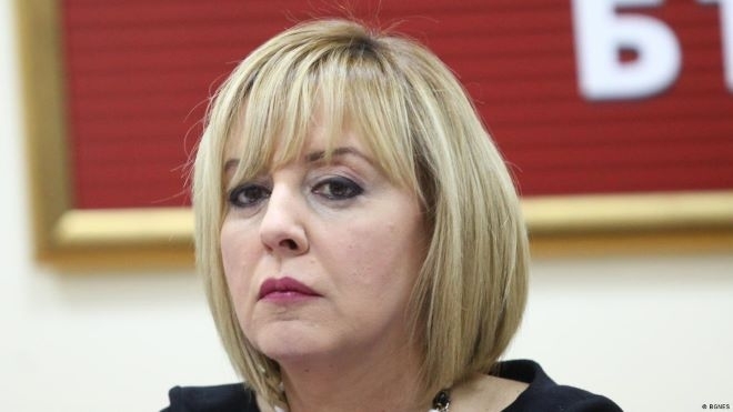 Мая Манолова: Сглобката крие срамотиите си с меморандума