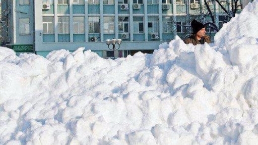 Поради тежките метеорологични условия и усложнената пътна обстановка в община