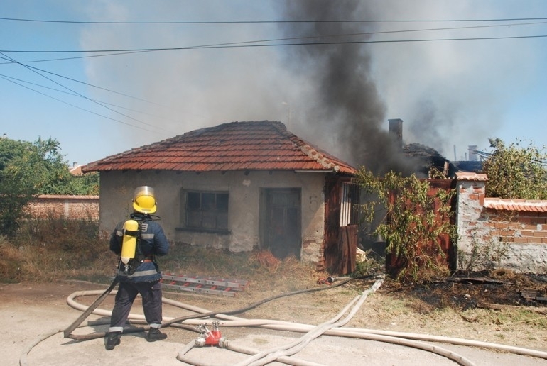 Къща се е запалила вчера в Димово информираха от областната