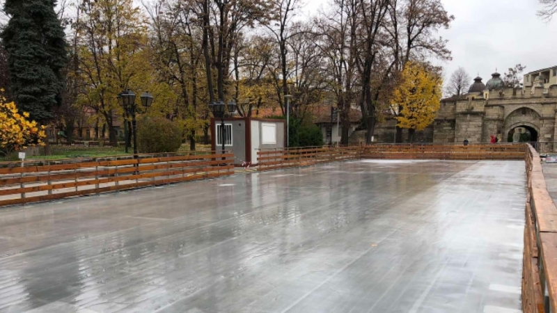 За по кратко време ще работи ледената пързалка във Видин в последния