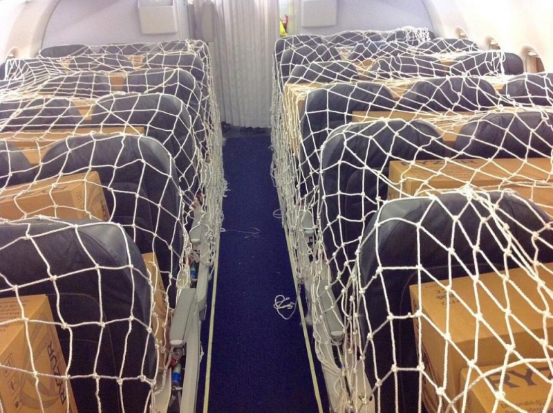 Втори самолет достави от Китай лекарства и предпазни средства купени