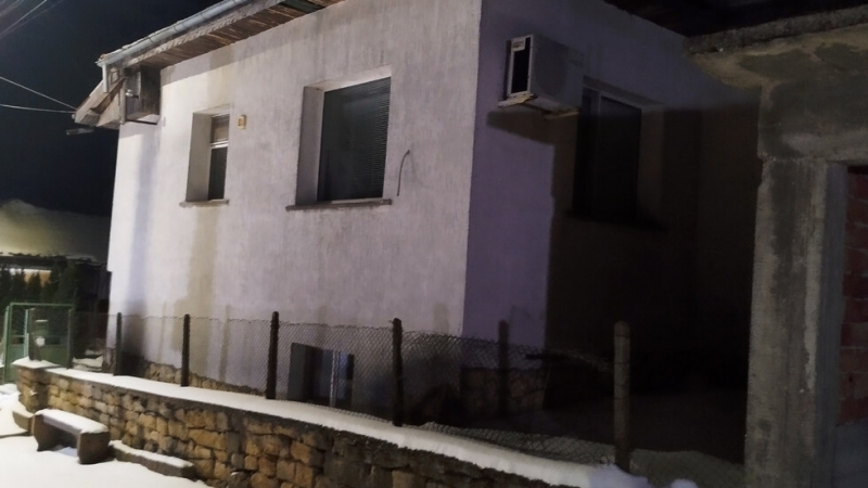 Очаква се да бъдат повдигнати обвиненията на двамата задържани в