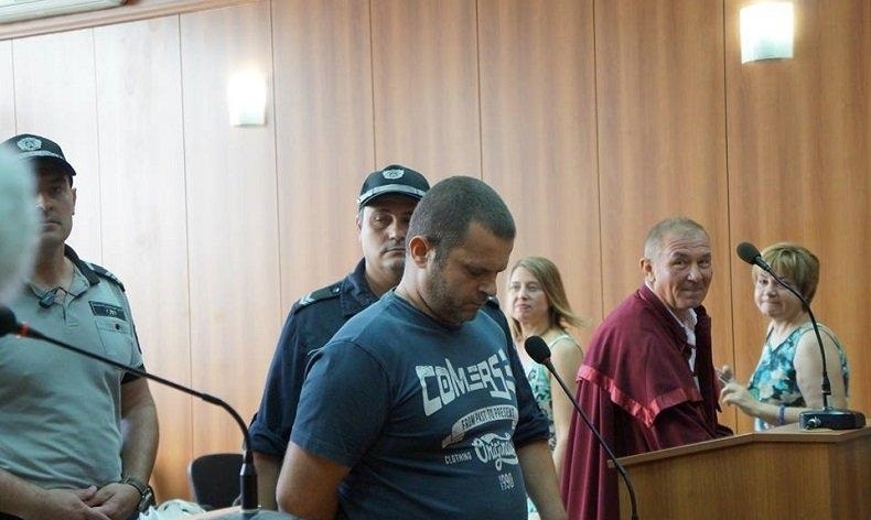 Тираджията Илия Стоичков е споделял вицове и смешки във Фейсбук