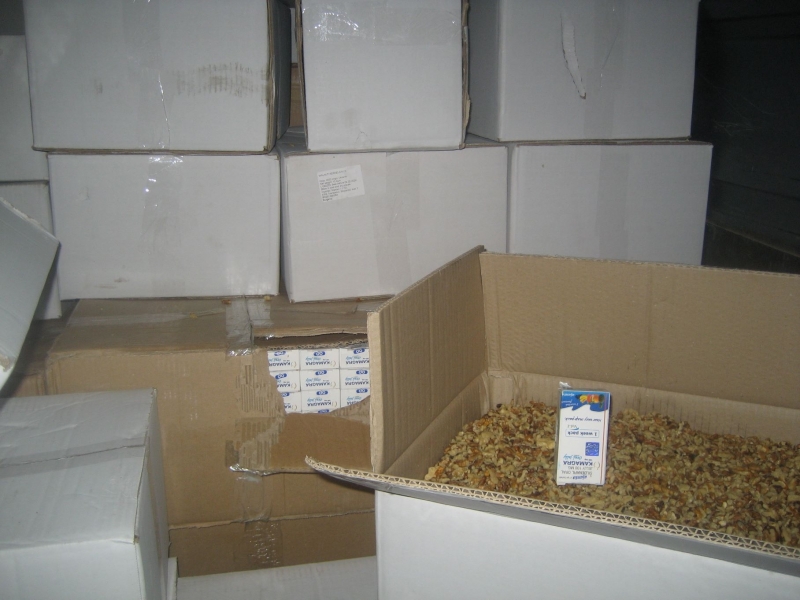 Контрабандни сексуални стимуланти задържаха митнически служители на Дунав мост 2